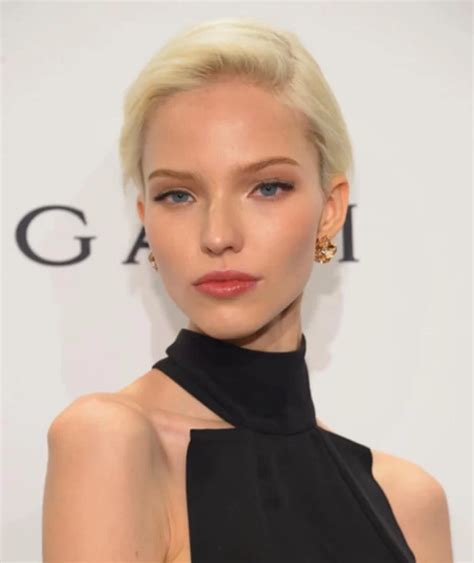 sasha luss net worth|Sasha Luss Biography, Age, Height, Husband, Net。